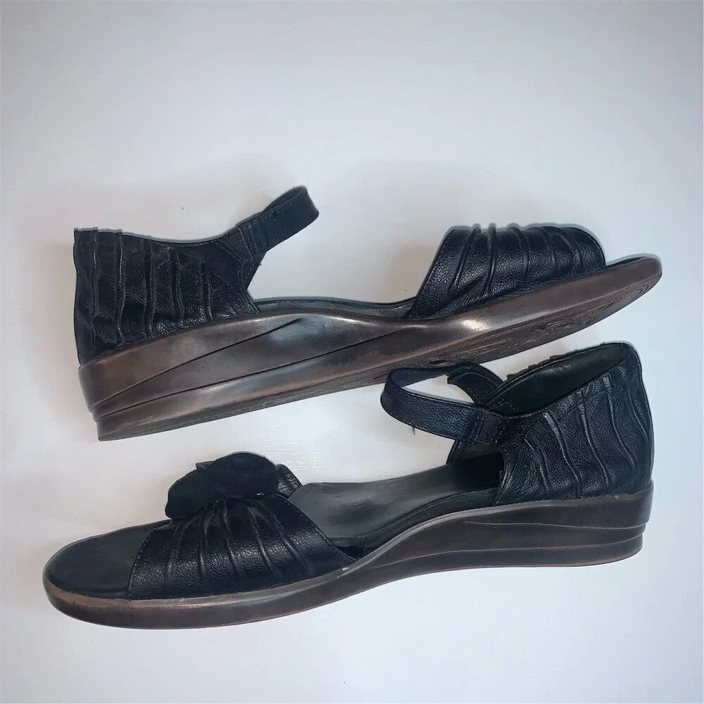 Ziera Sol Black Leather Floral Rosette Wedge Sandals‎ Mens 40 M